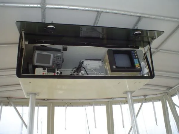Slide: The Image of Hatteras Double Cabin 1988 - 5
