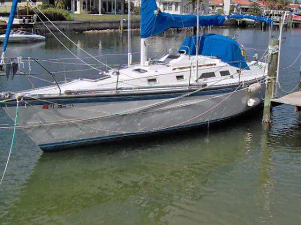 Slide: The Image of Hunter Sloop 1984 - 0