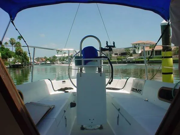 Slide: The Image of Catalina 27 sloop 1985 - 11