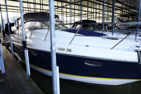 Slide: The Image of Regal 3860 Commodore-FRESH WATER BOAT 2004 - 1