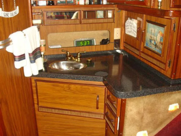 Slide: The Image of Sea Ray 36 Aft Cabin 1985 - 5