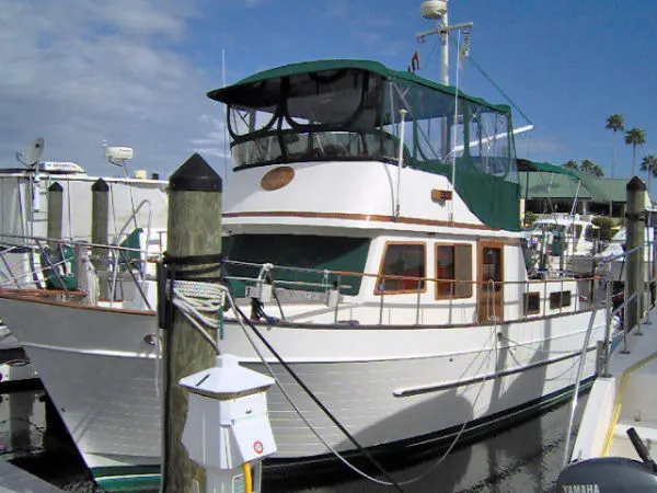 Slide: The Image of Marine Trader 38 Double Cabin Trawler 1998 - 2