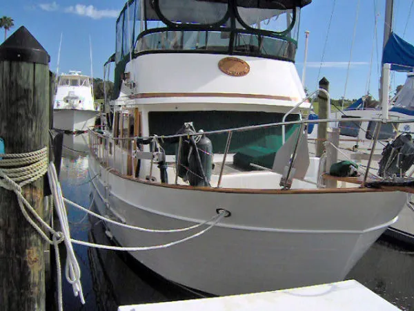 Slide: The Image of Marine Trader 38 Double Cabin Trawler 1998 - 3