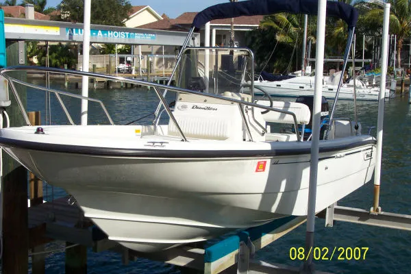 Slide: The Image of Boston Whaler 160 Dauntless 2001 - 0