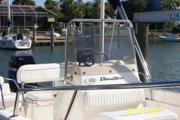Slide: The Image of Boston Whaler 160 Dauntless 2001 - 2