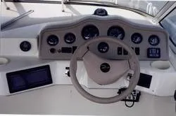 Slide: The Image of Sea Ray Sundancer 1995 - 1