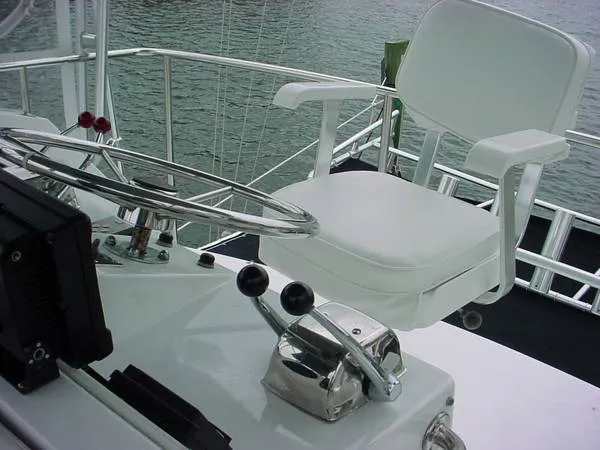 Slide: The Image of Ronin Convertible 1990 - 3