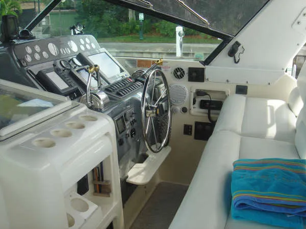 Slide: The Image of Tiara 4000 EXPRESS CRUISER-"BANK APPROVED FOR SHORT SALE" 1997 - 10