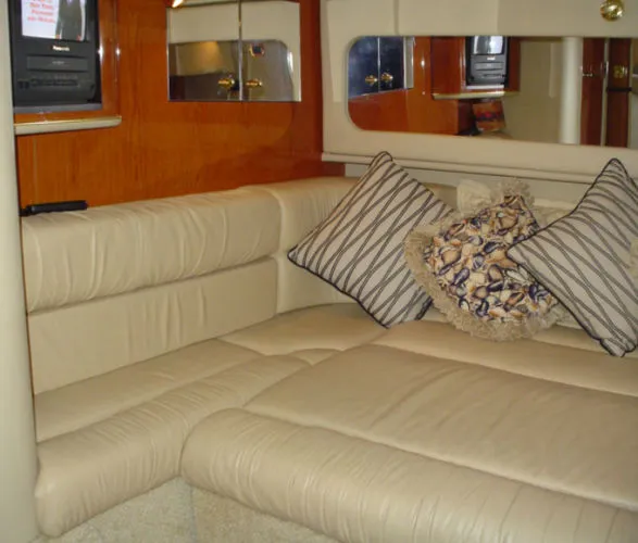 Slide: The Image of Sea Ray 410 Sundancer 2001 - 11