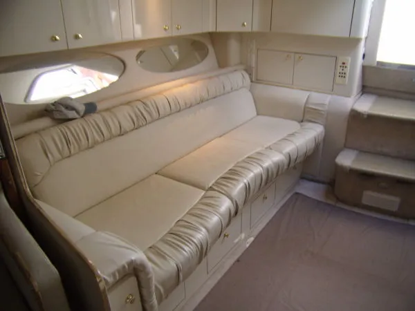 Slide: The Image of Sea Ray 330 Express - CAT DIESELS 1997 - 10