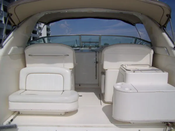 Slide: The Image of Sea Ray 330 Express - CAT DIESELS 1997 - 6