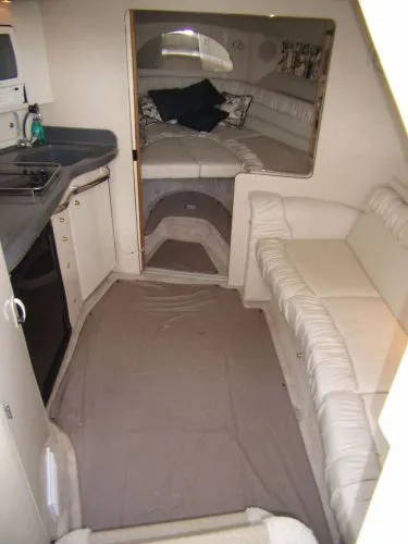 Slide: The Image of Sea Ray 330 Express - CAT DIESELS 1997 - 7