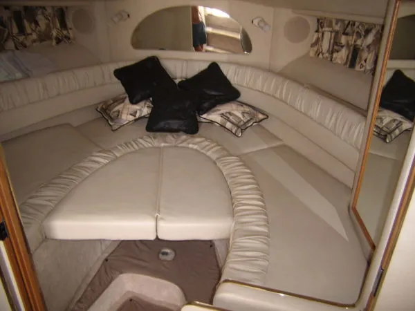 Slide: The Image of Sea Ray 330 Express - CAT DIESELS 1997 - 9