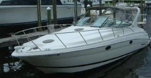 Slide: The Image of Wellcraft 3300 Martinique 2000 - 0