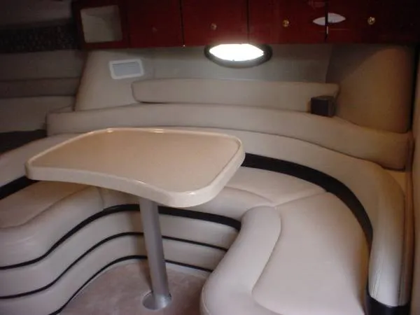 Slide: The Image of Wellcraft 3300 Martinique 2000 - 8
