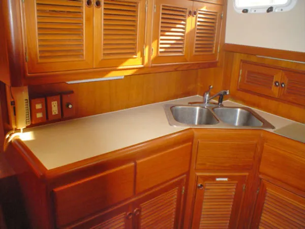 Slide: The Image of Offshore Yacht Fish 1997 - 3
