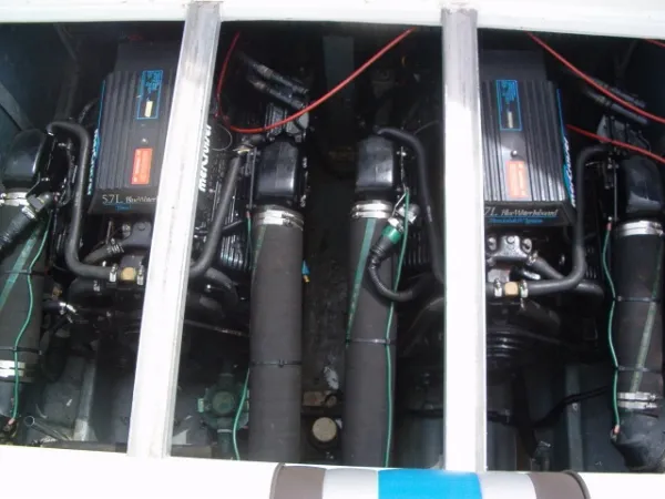 Slide: The Image of Sea Ray 300 Weekender 1991 - 6
