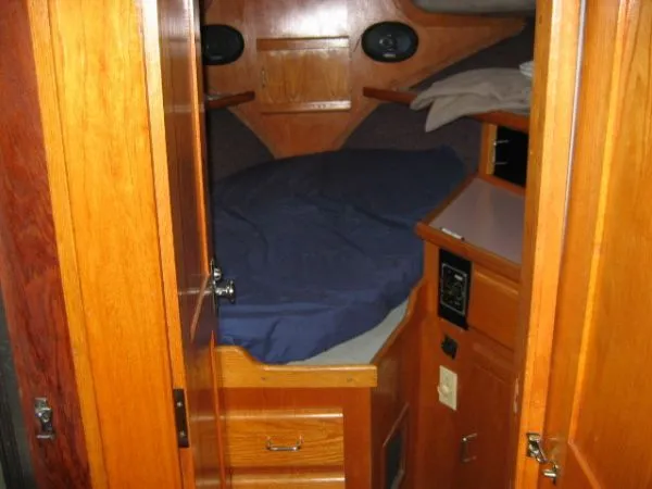 Slide: The Image of Luhrs 342 Convertible 1988 - 4