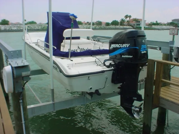 Slide: The Image of Boston Whaler 220 Dauntless-5 YR. WARRANTY! 2003 - 1