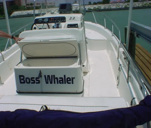 Slide: The Image of Boston Whaler 220 Dauntless-5 YR. WARRANTY! 2003 - 3