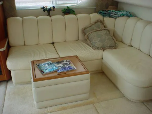 Slide: The Image of Silverton 372/392 Aft Cabin MY 1998 - 6
