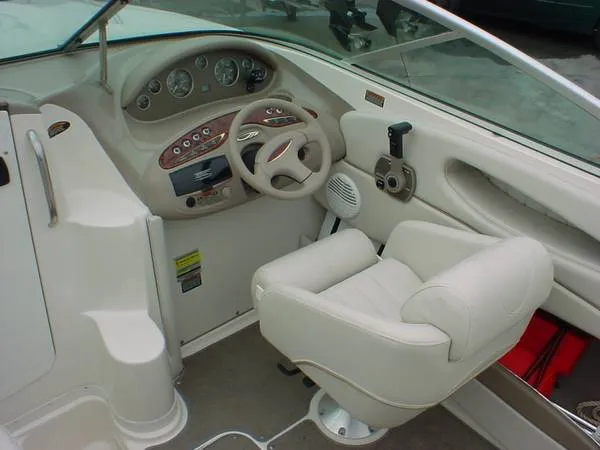 Slide: The Image of Maxum 2100 SPORT CRUISER 2 2000 - 3