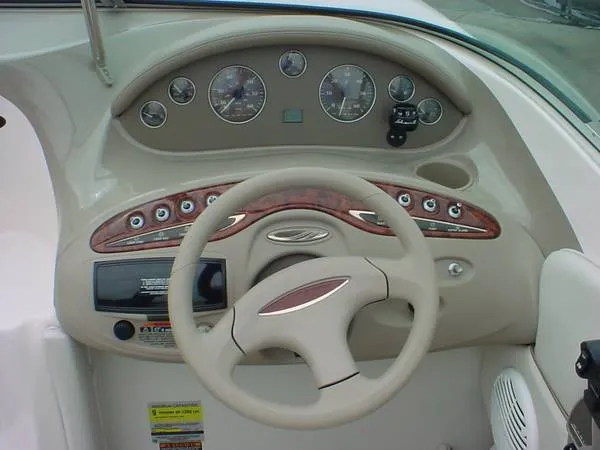 Slide: The Image of Maxum 2100 SPORT CRUISER 2 2000 - 4