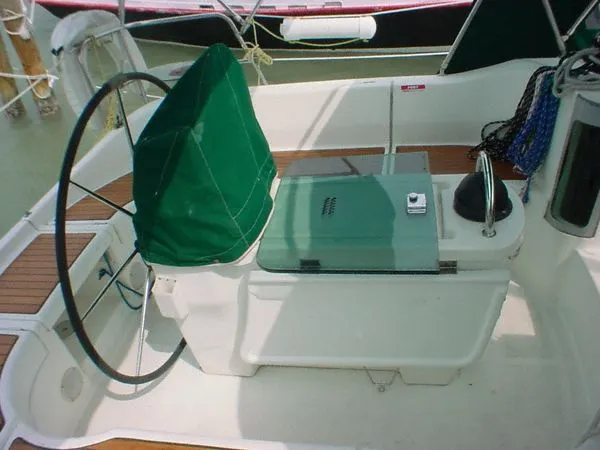 Slide: The Image of Beneteau 351 Oceanis 1996 - 3