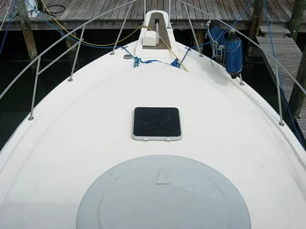 Slide: The Image of Chris-Craft Convertible - Commander 1985 - 7