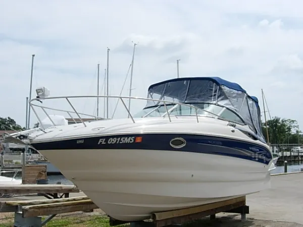 Slide: The Image of Crownline Boats 250 CR 2004 - 0