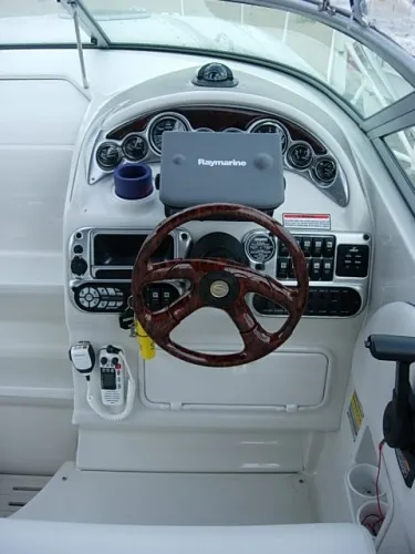 Slide: The Image of Crownline Boats 250 CR 2004 - 3