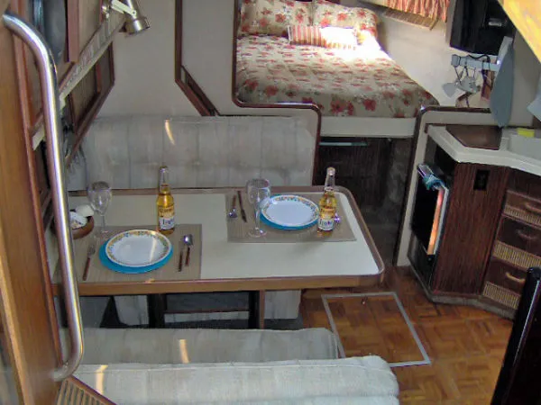 Slide: The Image of Sea Ray 340 Sundancer 1986 - 8