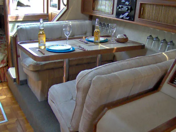 Slide: The Image of Sea Ray 340 Sundancer 1986 - 9