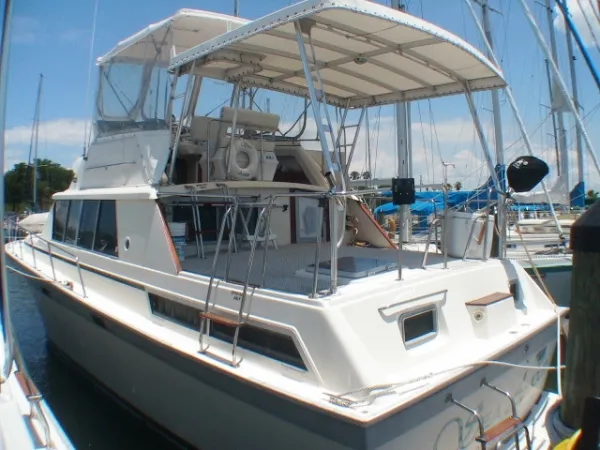 Slide: The Image of Silverton 40 Aft Cabin 1985 - 0