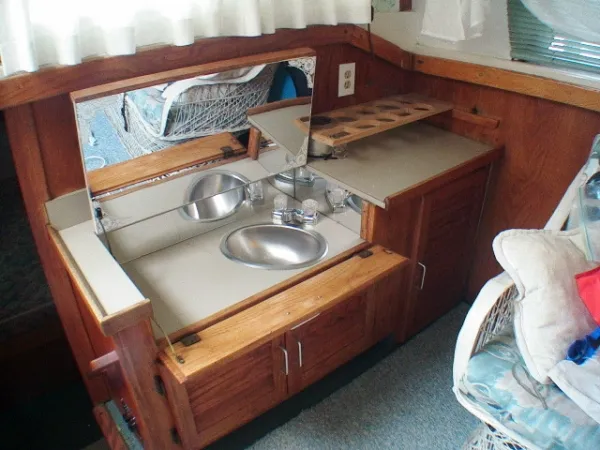 Slide: The Image of Silverton 40 Aft Cabin 1985 - 9