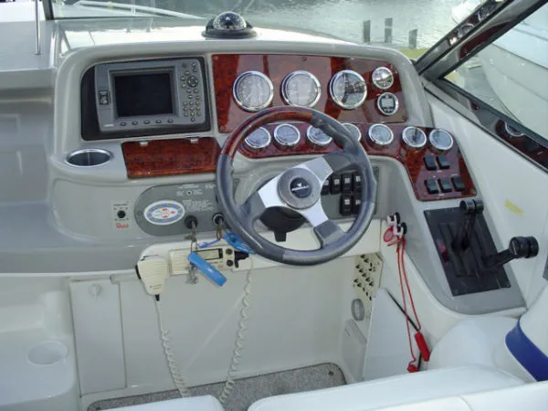 Slide: The Image of Formula 330 SUN SPORT-BANK APPROVED SHORT SALE! 2002 - 10