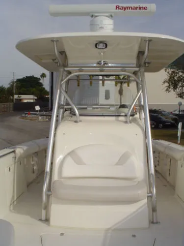 Slide: The Image of Boston Whaler 320 Outrage 2004 - 9