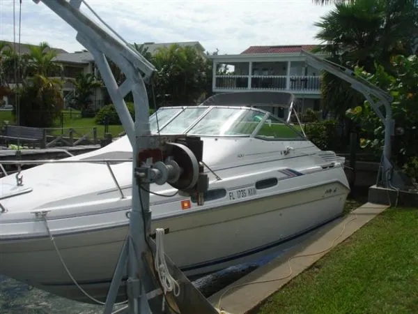 Slide: The Image of Sea Ray 230 Sundancer 1993 - 0