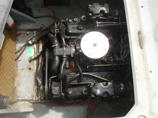 Slide: The Image of Sea Ray 230 Sundancer 1993 - 5