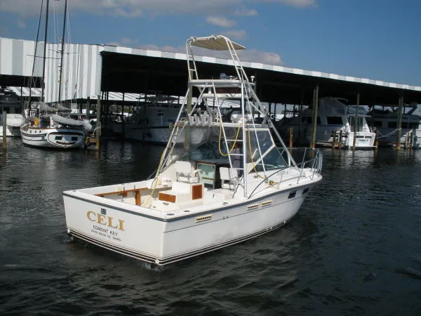 Slide: The Image of Tiara 2700 Open w/ Tower - MUST SELL ! 1988 - 1