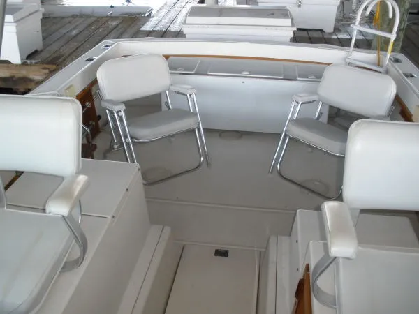 Slide: The Image of Tiara 2700 Open w/ Tower - MUST SELL ! 1988 - 2