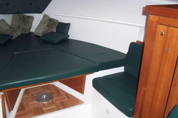 Slide: The Image of Mainship 30 PILOT 2000 - 8
