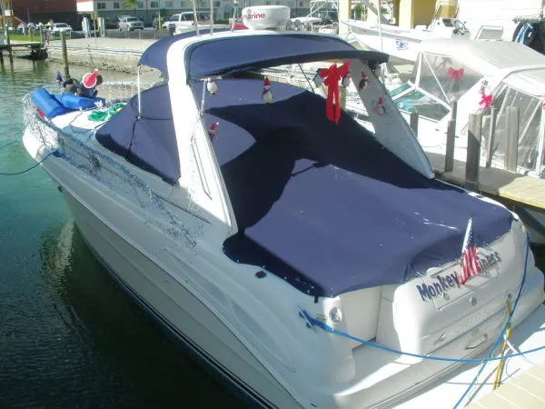 Slide: The Image of Sea Ray 340 Sundancer - FLAWLESS / LOW HOURS 1999 - 1
