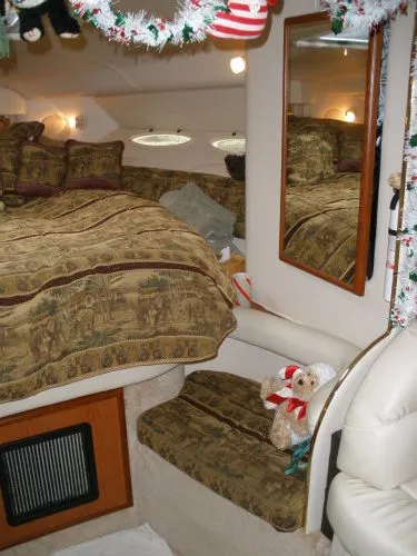 Slide: The Image of Sea Ray 340 Sundancer - FLAWLESS / LOW HOURS 1999 - 4