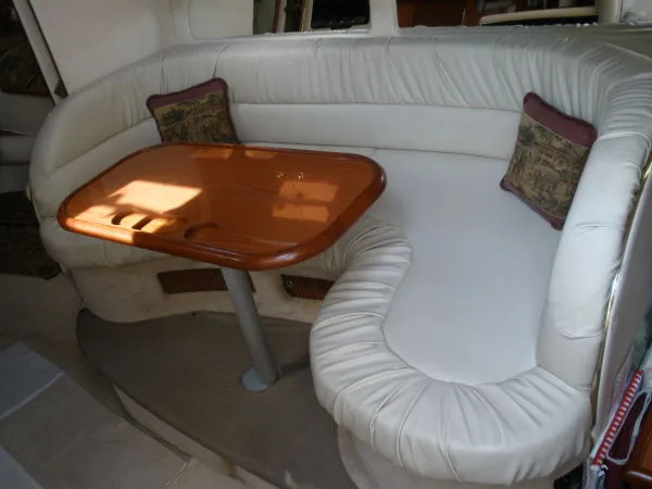 Slide: The Image of Sea Ray 340 Sundancer - FLAWLESS / LOW HOURS 1999 - 6