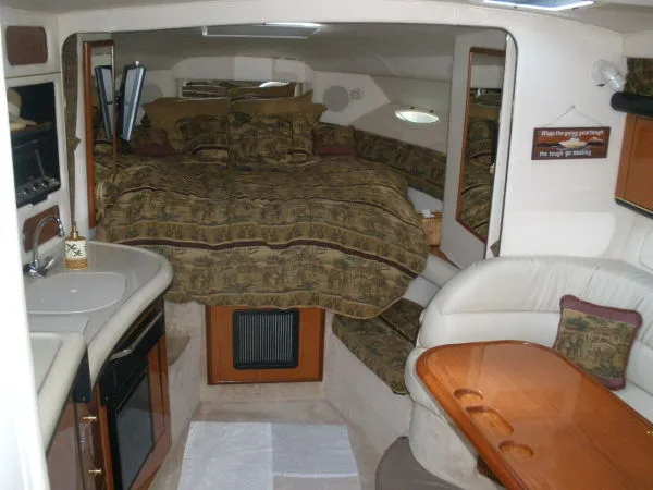 Slide: The Image of Sea Ray 340 Sundancer - FLAWLESS / LOW HOURS 1999 - 7