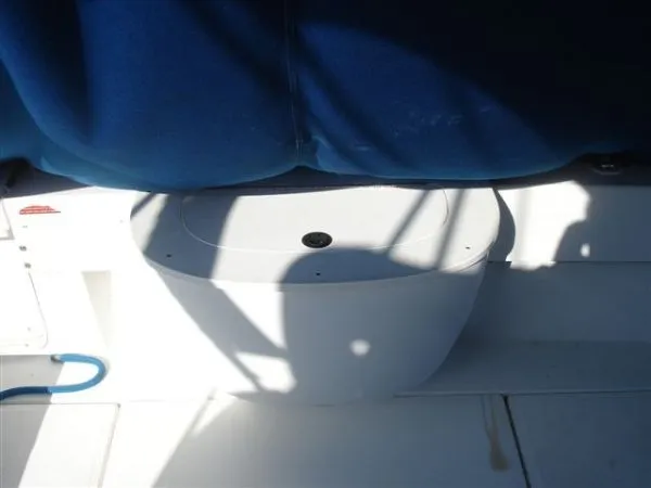 Slide: The Image of Sea Ray 310 Amberjack Sport Bridge 1992 - 6
