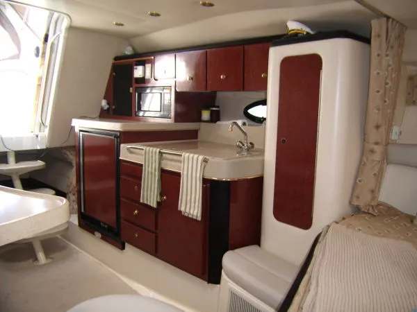Slide: The Image of Wellcraft 3300 Martinique - Updated & SPOTLESS 2001 - 6