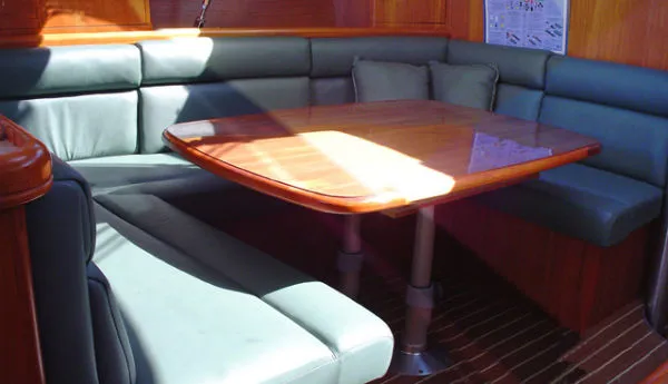 Slide: The Image of Hunter 44 Aft Cockpit 2004 - 10