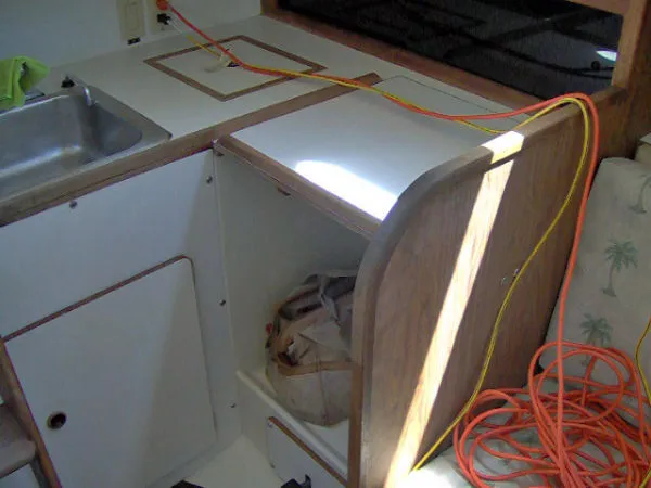 Slide: The Image of Pearson Sloop 1979 - 9